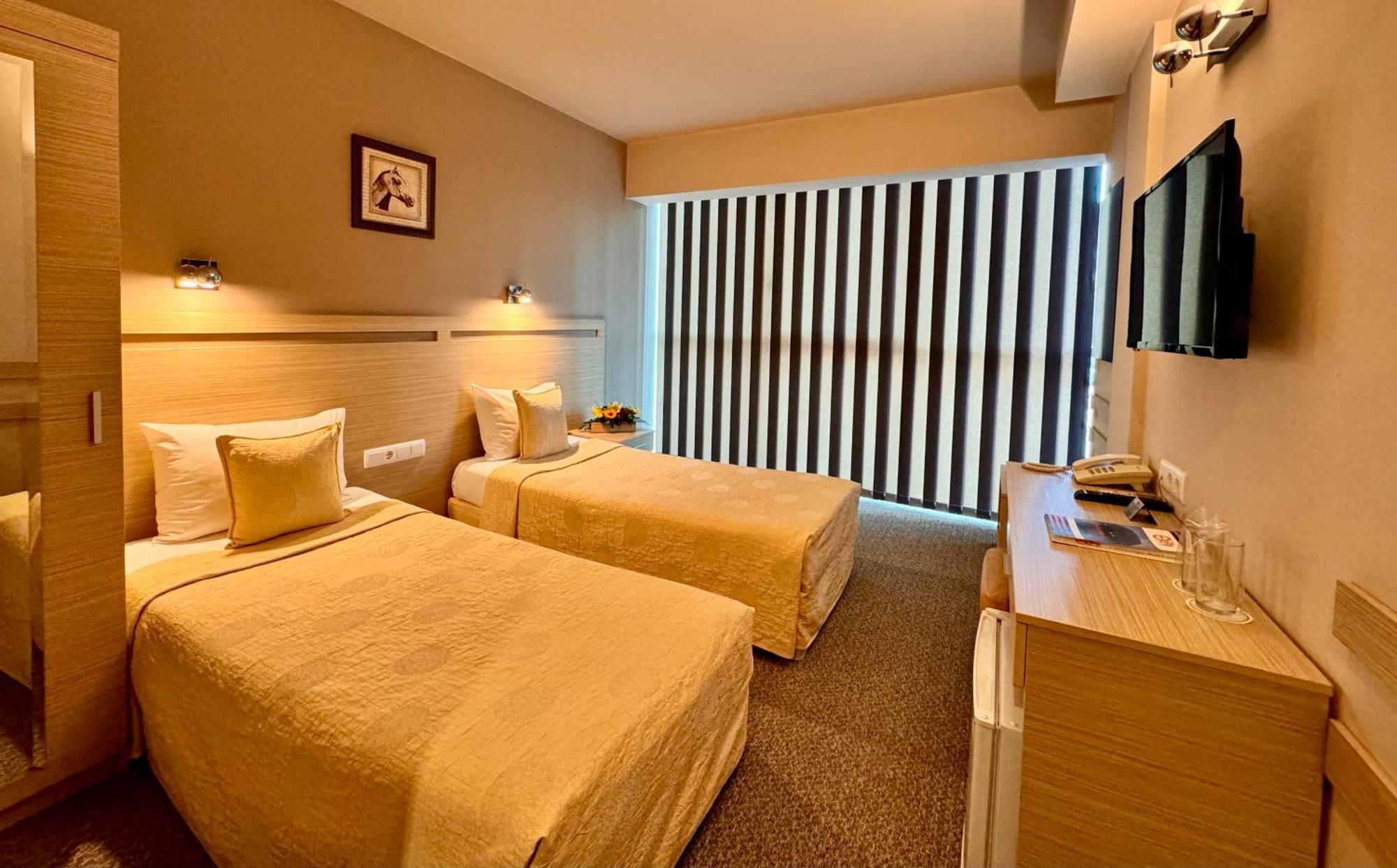 Expo Hotel Plovdiv Eksteriør billede