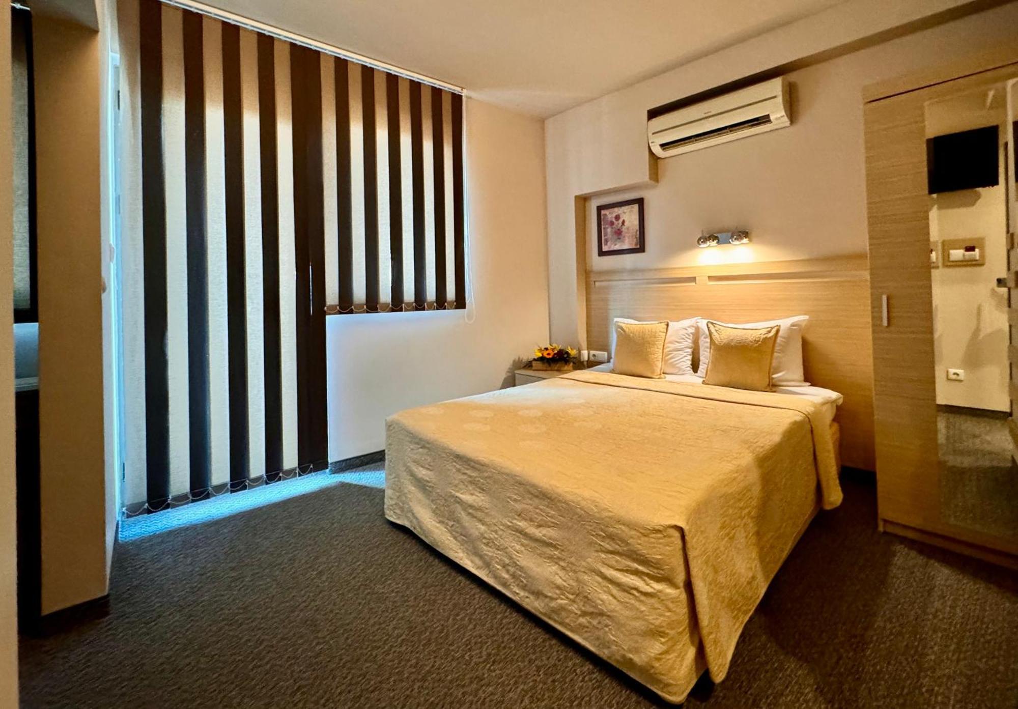 Expo Hotel Plovdiv Eksteriør billede