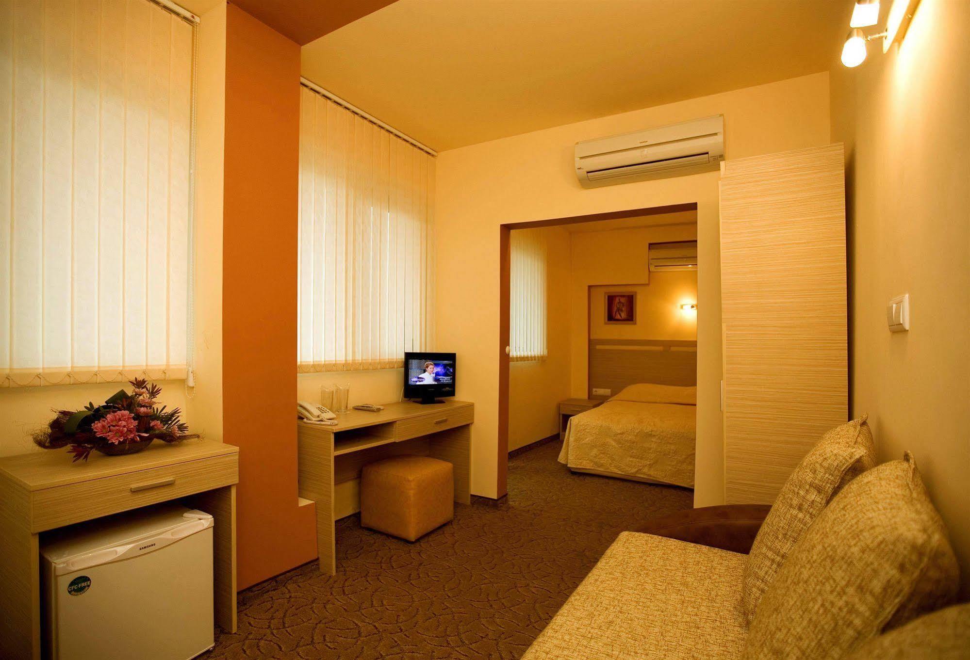 Expo Hotel Plovdiv Eksteriør billede